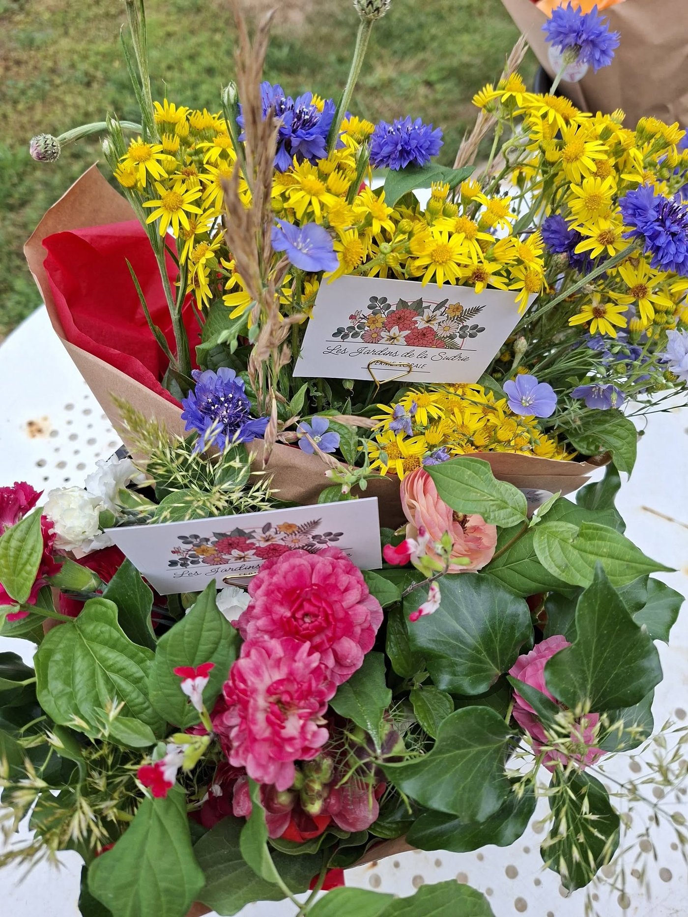 Bouquets champêtres aux bleuets